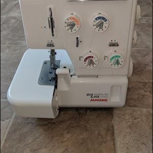 Janome 134D Over locker Serger